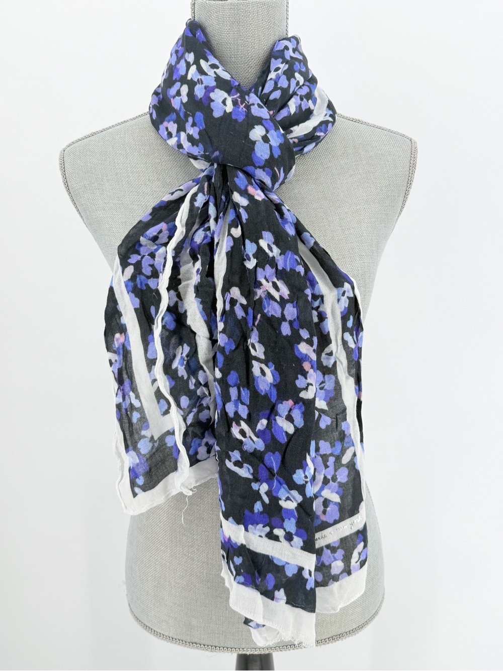 Floral Print Lightweight extra long Scarf - Black & Purple